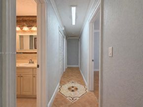 5521 SW 132nd Ave, Miami FL 33175