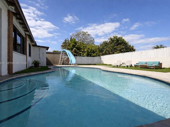 5521 SW 132nd Ave, Miami FL 33175