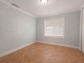 5521 SW 132nd Ave, Miami FL 33175