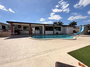 5521 SW 132nd Ave, Miami FL 33175
