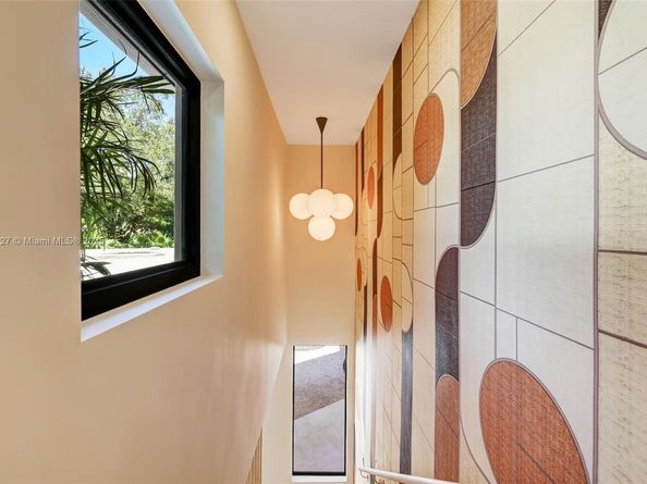 500 NE 96th St, Miami Shores FL 33138