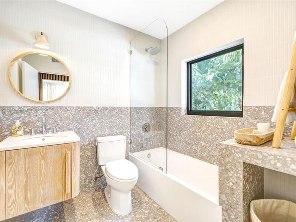 500 NE 96th St, Miami Shores FL 33138