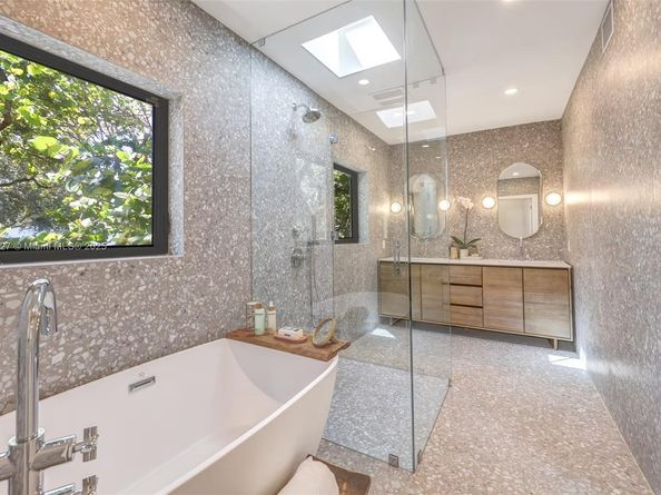 500 NE 96th St, Miami Shores FL 33138