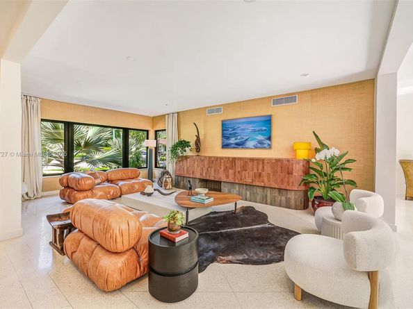 500 NE 96th St, Miami Shores FL 33138