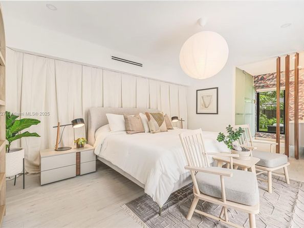 500 NE 96th St, Miami Shores FL 33138