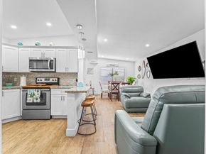 11415 SW 56th St, Miami FL 33165