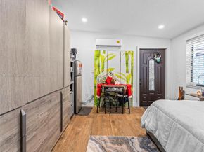 11415 SW 56th St, Miami FL 33165