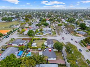 11415 SW 56th St, Miami FL 33165