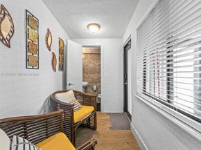 11415 SW 56th St, Miami FL 33165