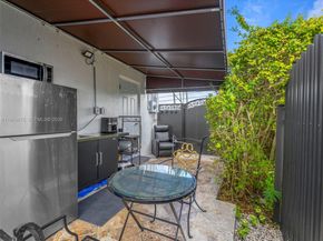 11415 SW 56th St, Miami FL 33165