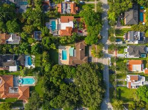 2615 Alhambra Cir, Coral Gables FL 33134