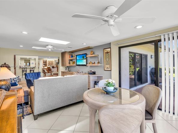 21899 Arriba Real, Boca Raton FL 33433