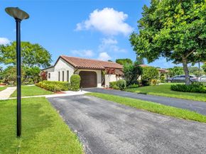 21899 Arriba Real, Boca Raton FL 33433