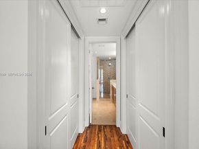 3471 Main Hwy 1240, Miami FL 33133