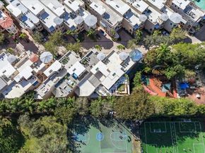 3471 Main Hwy 1240, Miami FL 33133