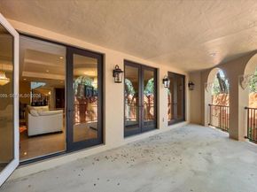 3471 Main Hwy 1240, Miami FL 33133