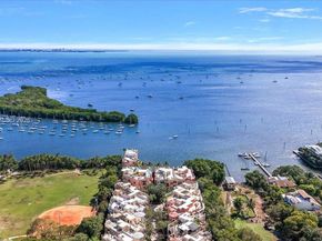 3471 Main Hwy 1240, Miami FL 33133