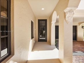 3471 Main Hwy 1240, Miami FL 33133