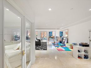 3471 Main Hwy 1240, Miami FL 33133