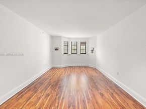 3471 Main Hwy 1240, Miami FL 33133