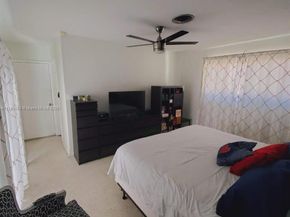 2020 NE 203rd St, Miami FL 33179