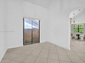 11575 S Quayside Dr, Cooper City FL 33026