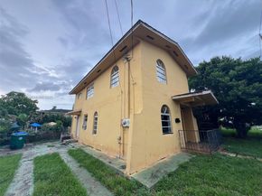 2798 SW 33rd Ave, Miami FL 33133
