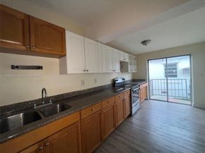 2798 SW 33rd Ave, Miami FL 33133