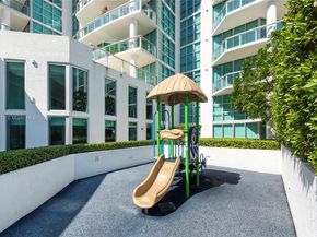 3131 NE 188th St 2808, Aventura FL 33180