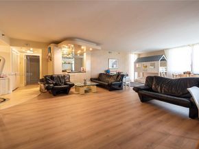 3131 NE 188th St 2808, Aventura FL 33180