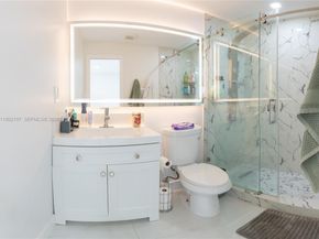 1851-1853 NW 22nd Pl, Miami FL 33125