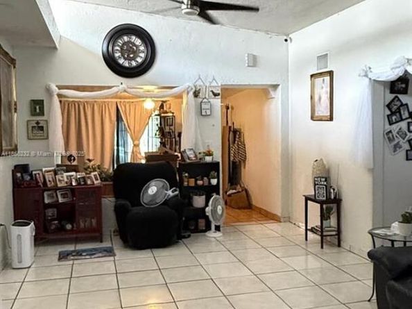 2610 NW 19th Ave, Miami FL 33142