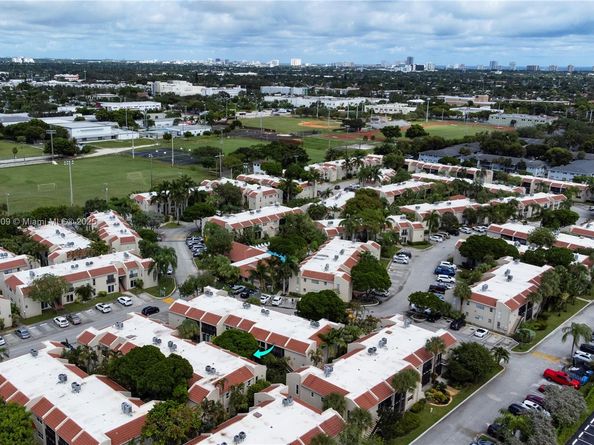 5216 NE 6th Ave B3, Oakland Park FL 33334