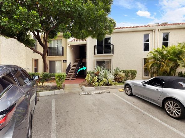 5216 NE 6th Ave B3, Oakland Park FL 33334