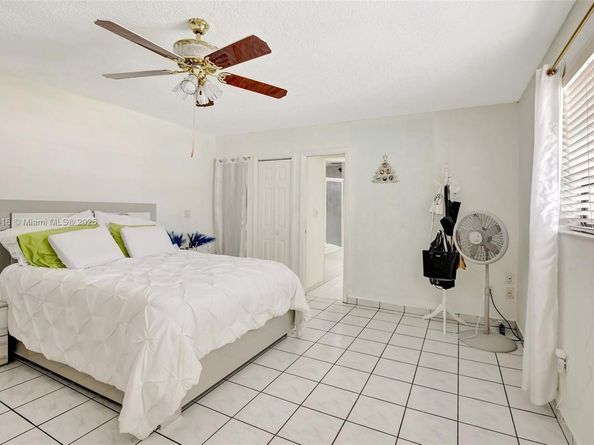 7950 NW 174th Ter, Hialeah FL 33015