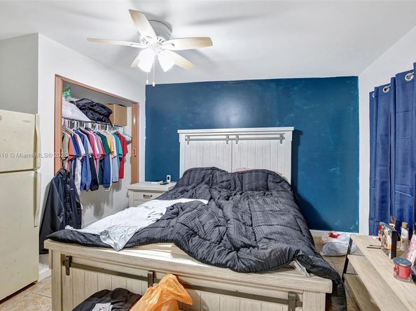 7950 NW 174th Ter, Hialeah FL 33015