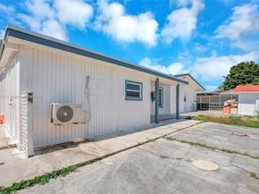 7950 NW 174th Ter, Hialeah FL 33015