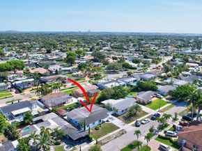 7950 NW 174th Ter, Hialeah FL 33015