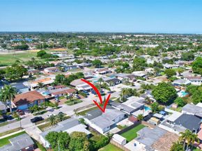 7950 NW 174th Ter, Hialeah FL 33015
