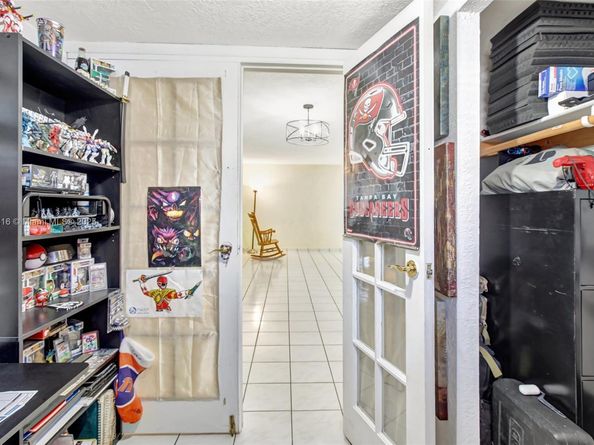 7950 NW 174th Ter, Hialeah FL 33015