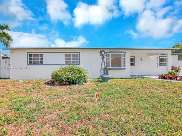 7950 NW 174th Ter, Hialeah FL 33015