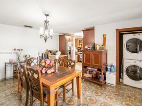 10721 SW 38th St, Miami FL 33165