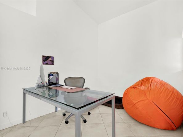 12221 SW 93rd St, Miami FL 33186