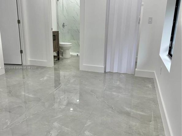 12221 SW 93rd St, Miami FL 33186