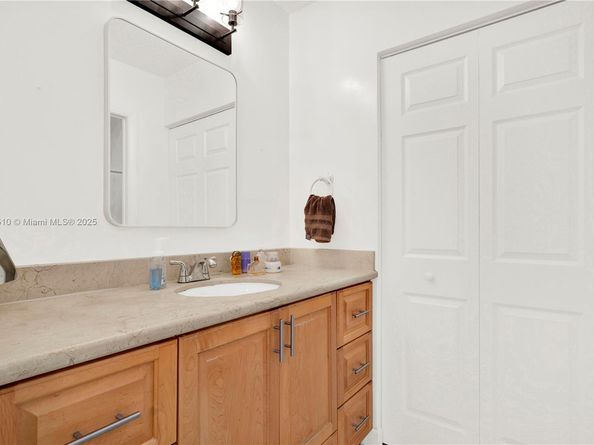 12221 SW 93rd St, Miami FL 33186