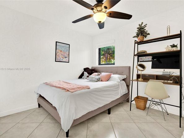 12221 SW 93rd St, Miami FL 33186