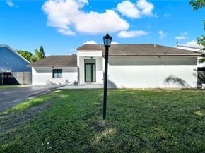 12221 SW 93rd St, Miami FL 33186