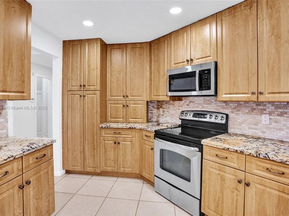6450 Brava Way, Boca Raton FL 33433