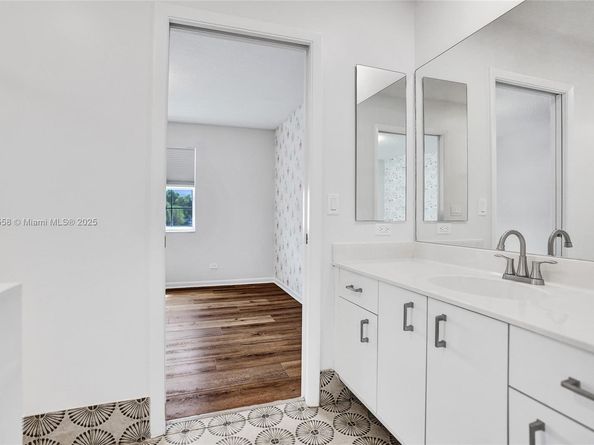 6450 Brava Way, Boca Raton FL 33433