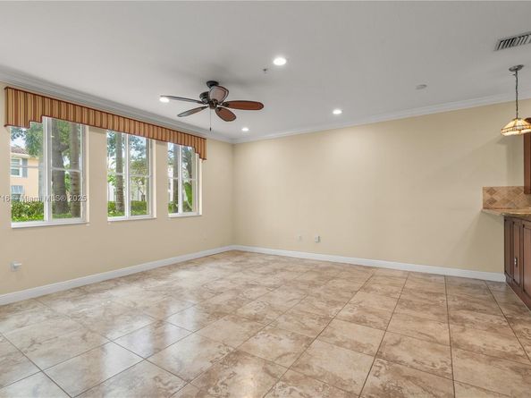 3055 NW 126th Ave 107, Sunrise FL 33323